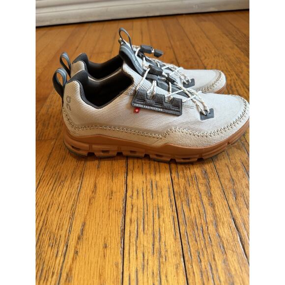 On Running Cloudaway Shoes Womens Size 7.5 Gray Tan Slip On Hiking 49.98406 - Picture 5 of 12